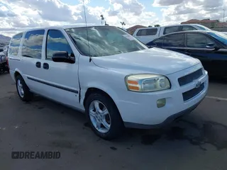 2008 Chevrolet Uplander LS with VIN 1GNDV23178D188191, listed as a IAAI auction lot 41590842 with 218,926 mi miles. Bid and sale history available at carsss.com. Image 1.