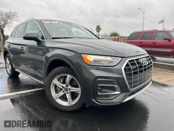 2021 Audi Q5 Premium with VIN WA1AAAFY3M2083416, listed as a Copart auction lot 37166413 with 5,451 mi miles. Bid and sale history available at carsss.com. Image 1.