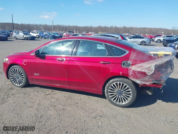 2018 Ford Fusion Energi Titanium with VIN 3FA6P0SU3JR106441, listed as a IAAI auction lot 41699936 with NaN miles. Bid and sale history available at carsss.com. Image 14.