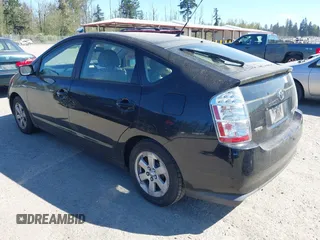 2006 Toyota Prius with VIN JTDKB20UX63186137, listed as a IAAI auction lot 42073701 with 105,375 mi miles. Bid and sale history available at carsss.com. Image 3.