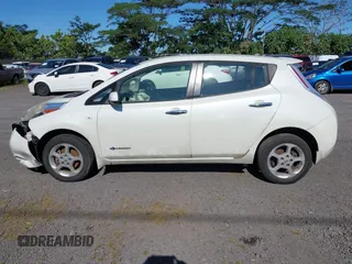 2012 Nissan LEAF SL with VIN JN1AZ0CP7CT024532, listed as a IAAI auction lot 41570127 with 1 mi miles. Bid and sale history available at carsss.com. Image 14.