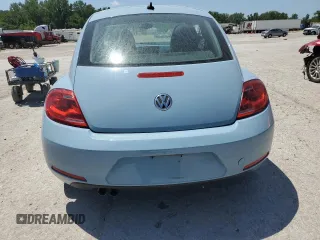 2012 Volkswagen Beetle 2.5L PZEV with VIN 3VWJP7AT2CM602835, listed as a Copart auction lot 61644465 with 92,805 mi miles and Clean title. Bid and sale history available at DreamBid. Image 6.