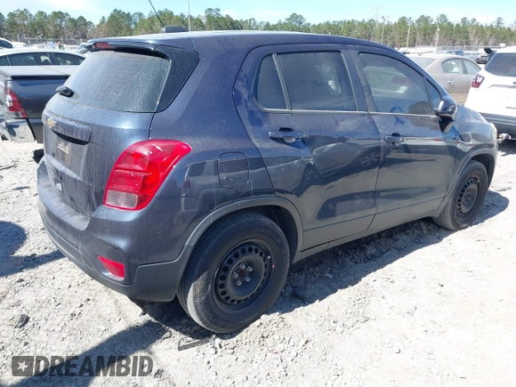 2018 Chevrolet Trax LS with VIN 3GNCJKSB9JL150575, listed as a IAAI auction lot 41693776 with 71,483 mi miles. Bid and sale history available at carsss.com. Image 4.