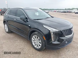 2020 Cadillac XT4 FWD Luxury z VIN 1GYAZAR4XLF146598, wystawiony jako IAAI lot #42211317 z przebiegiem 37 313 mil mil oraz . Historia ofert i sprzedaży dostępna na DreamBid. Obrazek 1.
