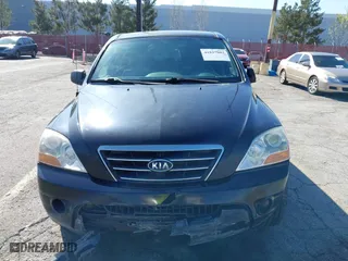 2008 Kia Sorento LX with VIN KNDJD735385836067, listed as a IAAI auction lot 41827802 with 137,796 mi miles. Bid and sale history available at carsss.com. Image 12.