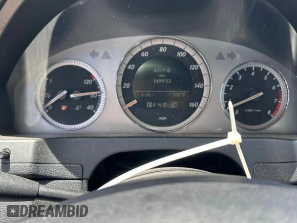 2008 Mercedes-Benz C 300 Sport with VIN WDDGF81X48F118820, listed as a Copart auction lot 64808465 with 169,933 mi miles and Salvage title. Bid and sale history available at DreamBid. Image 8.