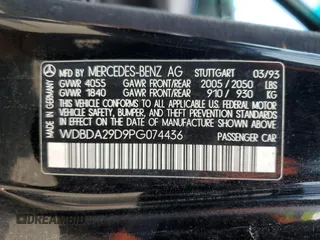 1993 Mercedes-Benz 190 z VIN WDBDA29D9PG074436, wystawiony jako Copart lot #47626005 z przebiegiem 185 226 mil mil oraz Tytuł czysty. Historia ofert i sprzedaży dostępna na DreamBid. Obrazek 12.