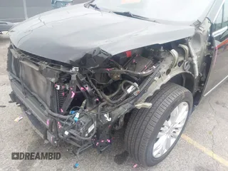 2019 Cadillac XT5 Premium Luxury FWD z VIN 1GYKNERS3KZ134635, wystawiony jako IAAI lot #41889843 z przebiegiem 56 044 mil mil oraz . Historia ofert i sprzedaży dostępna na DreamBid. Obrazek 6.