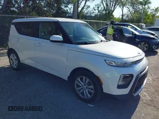 2021 Kia Soul S with VIN KNDJ23AU7M7737596, listed as a IAAI auction lot 42029726 with 36,743 mi miles. Bid and sale history available at carsss.com. Image 1.
