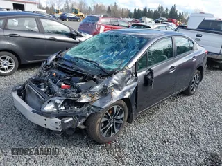 2015 Honda Civic EX z VIN 2HGFB2F88FH532762, wystawiony jako IAAI lot #41833653 z przebiegiem 99 187 mil mil oraz . Historia ofert i sprzedaży dostępna na DreamBid. Obrazek 2.