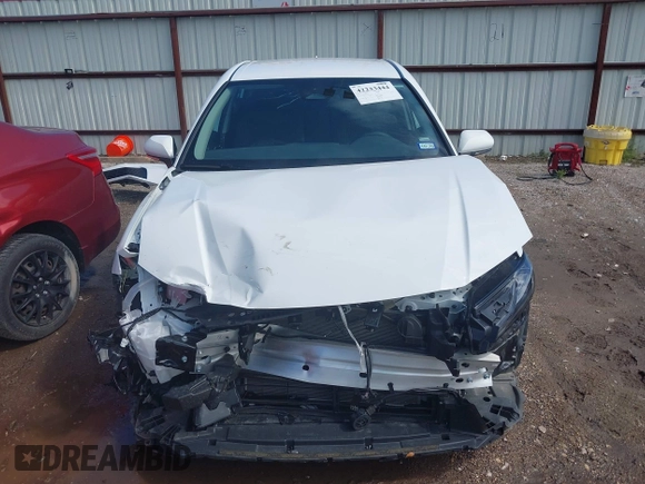 2025 Toyota Camry LE with VIN 4T1DAACK6SU082583, listed as a IAAI auction lot 42233444 with 18,935 mi miles and . Bid and sale history available at DreamBid. Image 13.