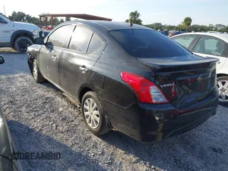 2015 Nissan Versa SV with VIN 3N1CN7AP5FL927352, listed as a IAAI auction lot 40702002 with 1 mi miles. Bid and sale history available at carsss.com. Image 3.