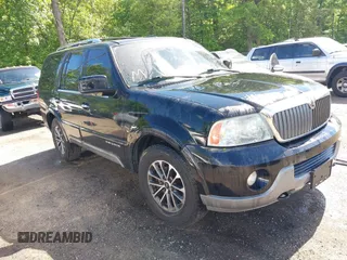 2004 Lincoln Navigator Luxury z VIN 5LMFU28R64LJ32285, wystawiony jako IAAI lot #42187142 z przebiegiem 221 911 mil mil oraz . Historia ofert i sprzedaży dostępna na DreamBid. Obrazek 1.