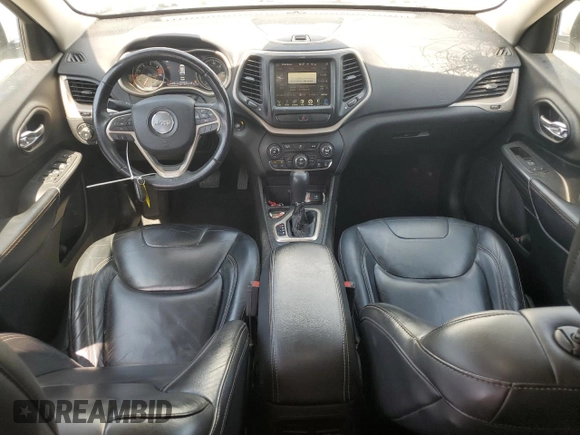 2017 Jeep Cherokee Limited z VIN 1C4PJLDB2HW539611, wystawiony jako Copart lot #59363875 z przebiegiem 131 236 mil mil oraz Szkoda całkowita • Salvage title. Historia ofert i sprzedaży dostępna na DreamBid. Obrazek 8.