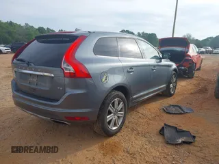 2017 Volvo XC60 Inscription z VIN YV440MDU1H2199868, wystawiony jako IAAI lot #42104412 z przebiegiem 169 841 mil mil oraz . Historia ofert i sprzedaży dostępna na DreamBid. Obrazek 4.