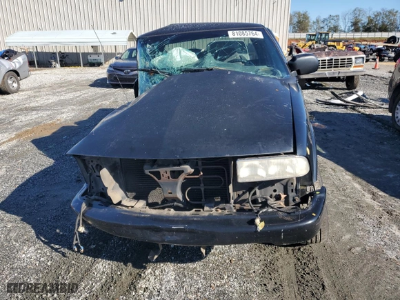 2001 Chevrolet S-10 with VIN 1GCCS195618163086, listed as a Copart auction lot 81085764 with 0 mi miles and Salvage Title. Bid and sale history available at carsss.com. Image 5.