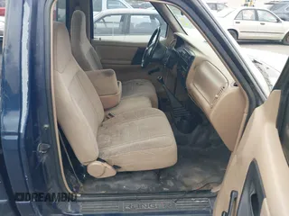1997 Ford Ranger XLT with VIN 1FTCR10A1VUB58168, listed as a IAAI auction lot 42198649 with 160,370 mi miles and . Bid and sale history available at DreamBid. Image 8.