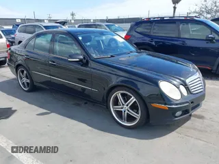 2007 Mercedes-Benz E-Class 3.5L with VIN WDBUF56X37B010603, listed as a IAAI auction lot 42065397 with 441,952 mi miles. Bid and sale history available at carsss.com. Image 1.