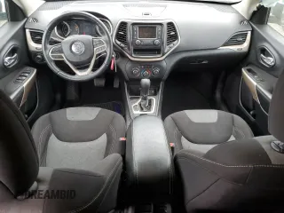 2017 Jeep Cherokee Sport с VIN 1C4PJLAB7HW619264, выставлен на аукционе Copart как лот 54589805 с пробегом 108 004 миль миль и Списание • Salvage title. История ставок и продаж доступна на DreamBid. Изображение 8.