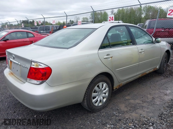 2006 Toyota Camry STD with VIN 4T1BE32K26U670270, listed as a IAAI auction lot 42185538 with 203,431 mi miles. Bid and sale history available at carsss.com. Image 4.