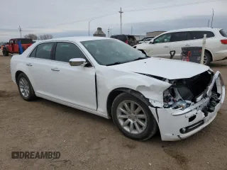 2014 Chrysler 300 with VIN 2C3CCAET3EH109234, listed as a Copart auction lot 82527694 with 124,802 mi miles and Salvage Title. Bid and sale history available at carsss.com. Image 4.