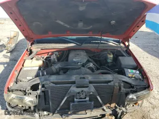 2002 Chevrolet Silverado 1500 LT with VIN 2GCEC19T021352339, listed as a Copart auction lot 44637875 with 217,086 mi miles and Salvage Title. Bid and sale history available at carsss.com. Image 11.