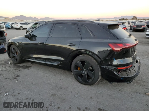 2022 Audi e-tron Premium Plus с VIN WA1LAAGE5NB021918, выставлен на аукционе Copart как лот 88352465 с пробегом 42 662 миль миль и Списание • Salvage title. История ставок и продаж доступна на DreamBid. Изображение 2.