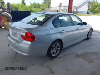 2008 BMW 3 Series 328i with VIN WBAVA37578NL50095, listed as a IAAI auction lot 42696286 with 117,408 mi miles and . Bid and sale history available at DreamBid. Image 4.
