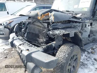 2017 Jeep Wrangler Unlimited Sport with VIN 1C4BJWDG1HL559261, listed as a IAAI auction lot 41367792 with 96,284 mi miles. Bid and sale history available at carsss.com. Image 6.