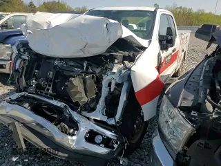 2024 Ford F-350 z VIN 1FT8X3AA0REF17323, wystawiony jako Copart lot #50210635 z przebiegiem 4 180 mil mil oraz Szkoda całkowita • Salvage title. Historia ofert i sprzedaży dostępna na DreamBid. Obrazek 11.