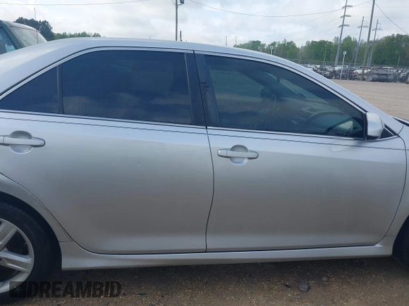 2013 Toyota Camry L with VIN 4T1BF1FK5DU250396, listed as a IAAI auction lot 41855293 with 123,379 mi miles. Bid and sale history available at carsss.com. Image 14.