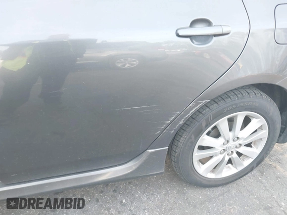 2010 Toyota Corolla with VIN 2T1BU4EEXAC416895, listed as a IAAI auction lot 41697477 with 135,325 mi miles and . Bid and sale history available at DreamBid. Image 6.