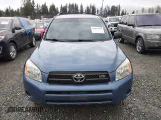 2008 Toyota RAV4 with VIN JTMBK33V985061809, listed as a IAAI auction lot 41851948 with 259,650 mi miles. Bid and sale history available at carsss.com. Image 12.