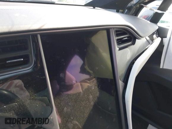 2019 Tesla Model X 75D with VIN 5YJXCBE23KF183801, listed as a IAAI auction lot 41757119 with 1 mi miles. Bid and sale history available at carsss.com. Image 17.