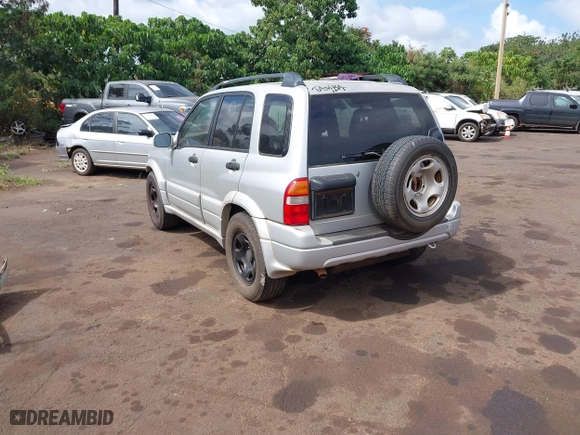 2002 Suzuki Grand Vitara with VIN JS3TE62VX24154173, listed as a IAAI auction lot 41711181 with 224,024 mi miles. Bid and sale history available at carsss.com. Image 3.