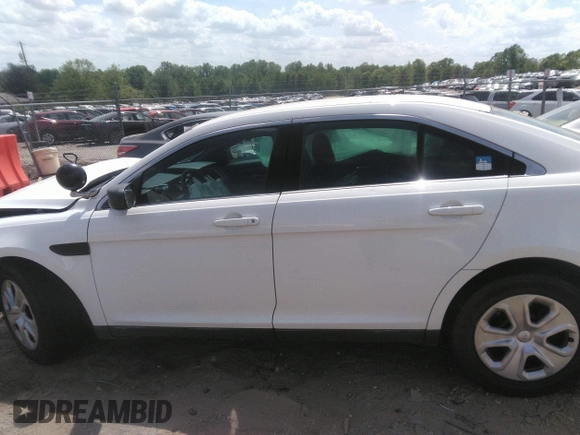 2015 Ford Police Interceptor z VIN 1FAHP2MK5FG140962, wystawiony jako IAAI lot #42085208 z przebiegiem 105 555 mil mil oraz . Historia ofert i sprzedaży dostępna na DreamBid. Obrazek 14.
