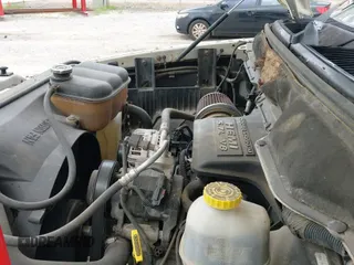 2003 Dodge 2500 ST с VIN 3D7KU28D23G752353, выставлен на аукционе IAAI как лот 42680555 с пробегом 194 306 миль миль и . История ставок и продаж доступна на DreamBid. Изображение 19.