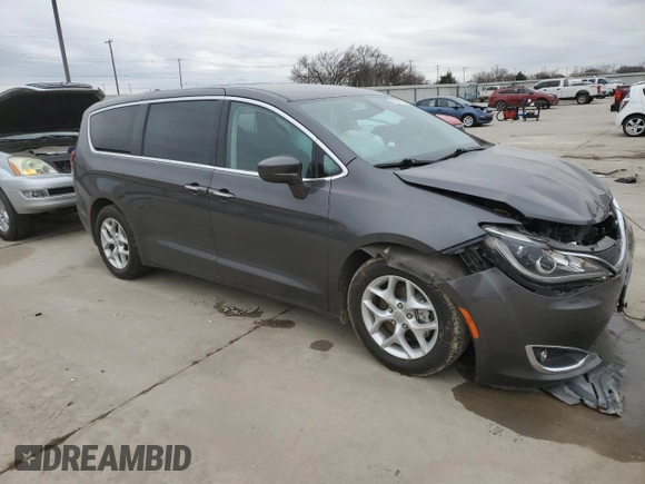 2018 Chrysler Pacifica Touring Plus with VIN 2C4RC1FG9JR102073, listed as a Copart auction lot 48063515 with 86,872 mi miles and Salvage Title. Bid and sale history available at DreamBid. Image 4.