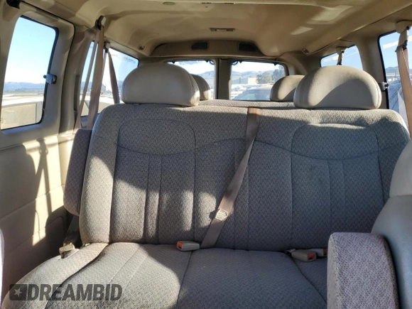 1997 GMC Savana z VIN 1GKGG25R4V1024370, wystawiony jako Copart lot #41841565 z przebiegiem 95 950 mil mil oraz Szkoda całkowita • Salvage title. Historia ofert i sprzedaży dostępna na DreamBid. Obrazek 10.