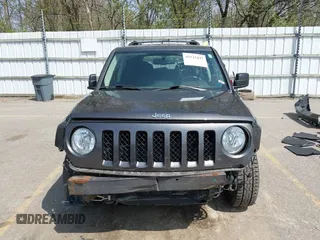 2015 Jeep Patriot High Altitude with VIN 1C4NJRFB9FD270572, listed as a IAAI auction lot 42123447 with 82,468 mi miles and . Bid and sale history available at DreamBid. Image 13.
