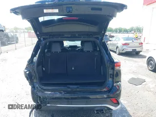 2023 Toyota Highlander L with VIN 5TDKDRAH7PS020856, listed as a IAAI auction lot 42137832 with 55,502 mi miles and . Bid and sale history available at DreamBid. Image 17.