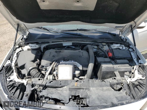 2019 Buick Regal Essence with VIN W04GP6SX5K1011235, listed as a Copart auction lot 61972785 with 109,442 mi miles and Clean title. Bid and sale history available at DreamBid. Image 11.