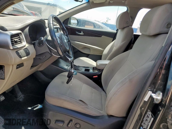 2017 Kia Sorento LX with VIN 5XYPGDA37HG211101, listed as a Copart auction lot 59623955 with 67,852 mi miles and Salvage title. Bid and sale history available at DreamBid. Image 7.