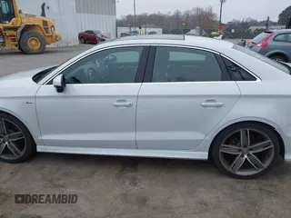 2016 Audi A3 z VIN WAUG7GFF0G1006414, wystawiony jako IAAI lot #41804752 z przebiegiem 107 767 mil mil oraz . Historia ofert i sprzedaży dostępna na DreamBid. Obrazek 14.