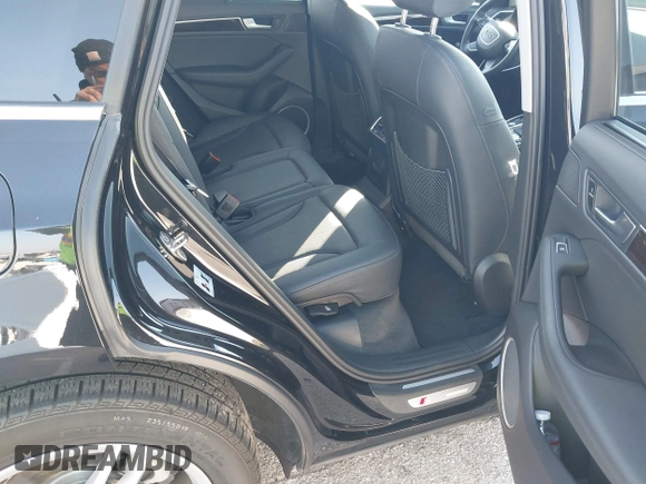 2014 Audi Q5 Prestige with VIN WA1WGAFP5EA126401, listed as a IAAI auction lot 41361479 with 32,551 mi miles and . Bid and sale history available at DreamBid. Image 8.