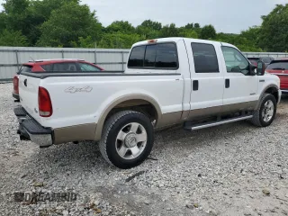 2006 Ford F-250 XL z VIN 1FTSW21P66EA21784, wystawiony jako Copart lot #59556905 z przebiegiem 162 561 mil mil oraz Szkoda całkowita • Salvage title. Historia ofert i sprzedaży dostępna na DreamBid. Obrazek 3.