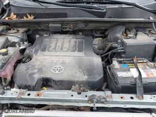 2008 Toyota RAV4 Ltd with VIN JTMBK31V686034421, listed as a IAAI auction lot 42041647 with 176,965 mi miles. Bid and sale history available at carsss.com. Image 10.