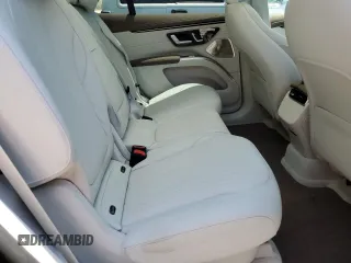2023 Mercedes-Benz EQS 580 z VIN 4JGDM4EB3PA017382, wystawiony jako Copart lot #56544745 z przebiegiem 16 362 mil mil oraz Szkoda całkowita • Salvage title. Historia ofert i sprzedaży dostępna na DreamBid. Obrazek 11.