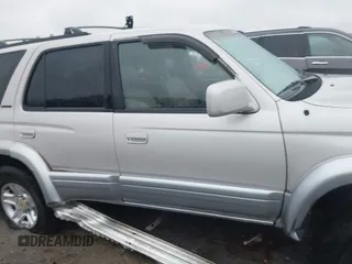 1999 Toyota 4Runner Limited с VIN JT3HN87R5X0235127, выставлен на аукционе IAAI как лот 41552429 с пробегом 181 435 миль миль и . История ставок и продаж доступна на DreamBid. Изображение 13.