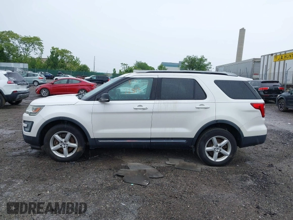 2016 Ford Explorer XLT z VIN 1FM5K8DH9GGC63843, wystawiony jako IAAI lot #42364133 z przebiegiem Nie podano mil oraz . Historia ofert i sprzedaży dostępna na DreamBid. Obrazek 13.